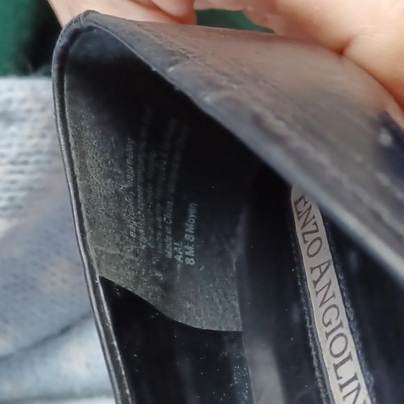 Enzo Angiolini "Greeley" Leather Square Toe Pump- Sz. 8 - Picture 10 of 11